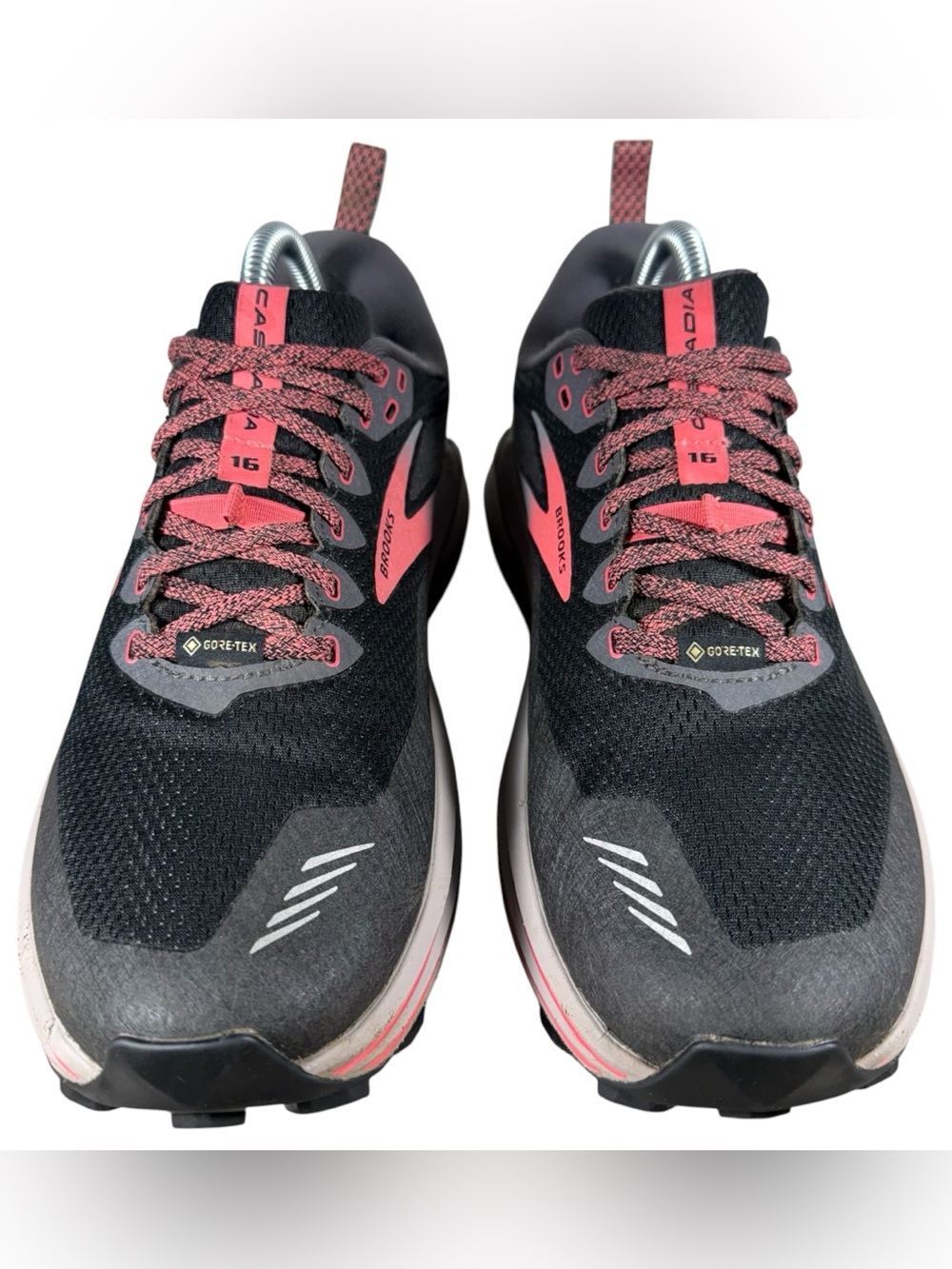 Brooks Sneakers Cascadia 16 GORE-TEX Running Trail Outdoor Women’s 9.5 B - Picture 4 of 11